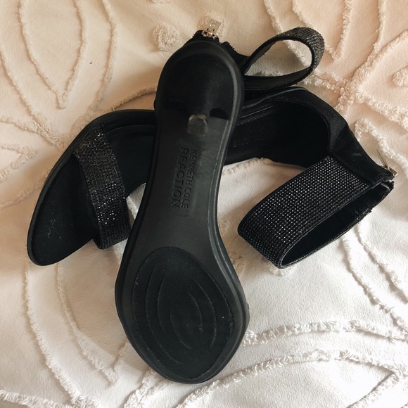 Kenneth Cole sparkly heel - Picture 3 of 5